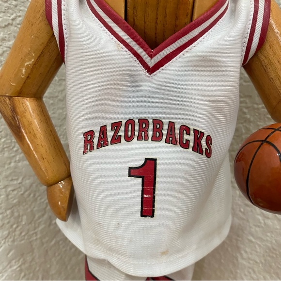 2002 STERLING & CAMILLE University Of Arkansas Razorbacks Basketball Nutcracker - Picture 9 of 15